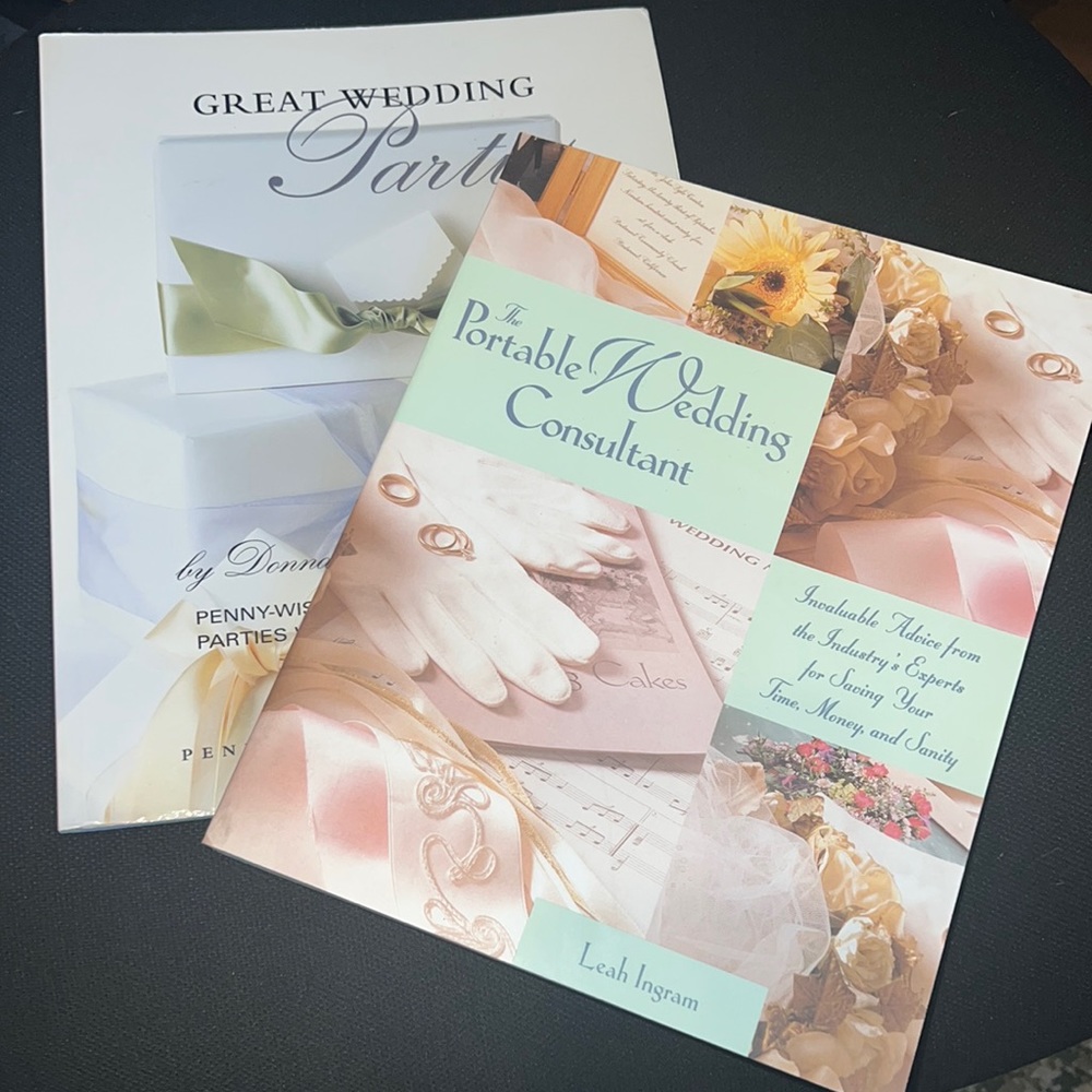 The Portable Wedding Consultant by Leah Ingram Wedding Planning Book‎